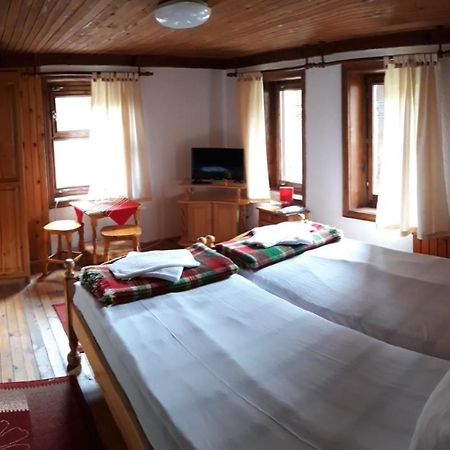 Sarafova Guest House Koprivştitsa Dış mekan fotoğraf