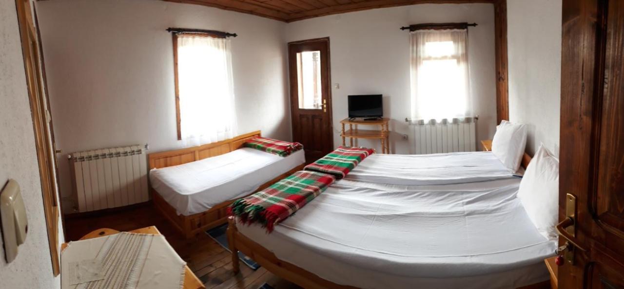 Sarafova Guest House Koprivştitsa Dış mekan fotoğraf